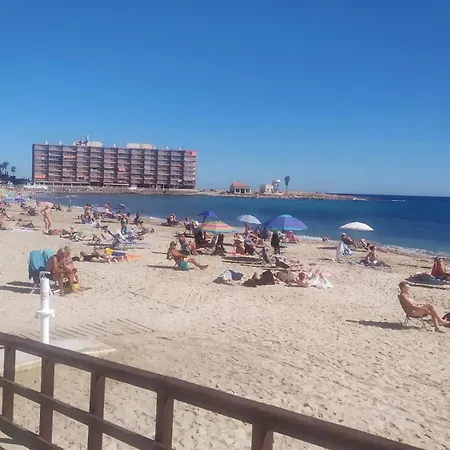 Apartment With Parking 280 M From Locos Torrevieja