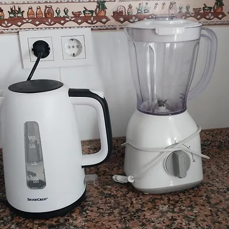 With Parking 280 M From Locos アパート トレビエハ