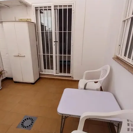 Apartment With Parking 280 M From Locos
